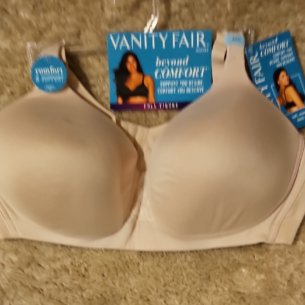 Vanity Fair Women's Soft Beige Bra